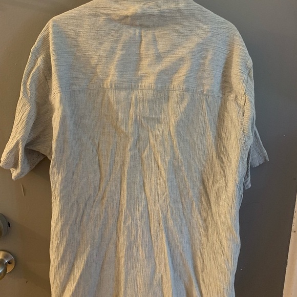 Vintage Hugo BOSS Light Gray Men's button up button down short sleeve shirt - Picture 3 of 3